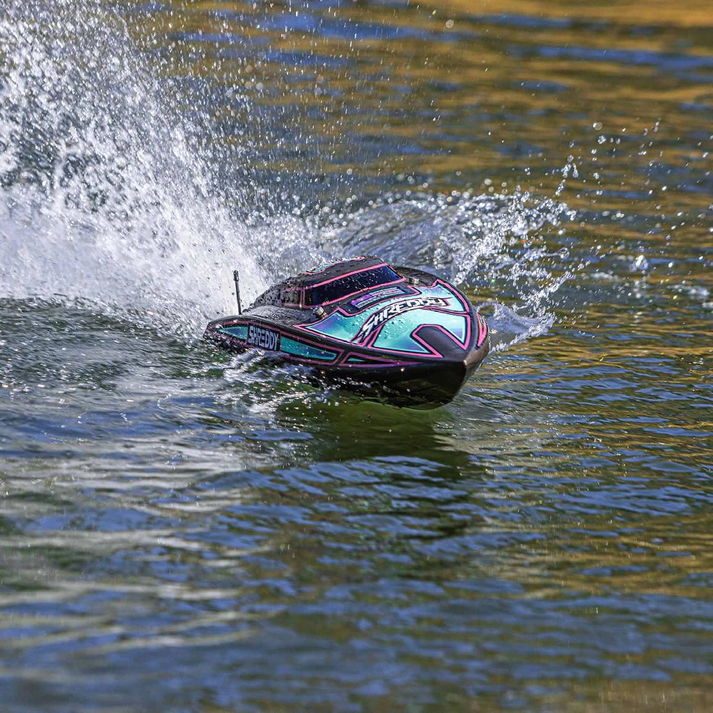 ProBoat Recoil 2 V2 26in Self-Righting Brushless Deep-V RTR, Shreddy