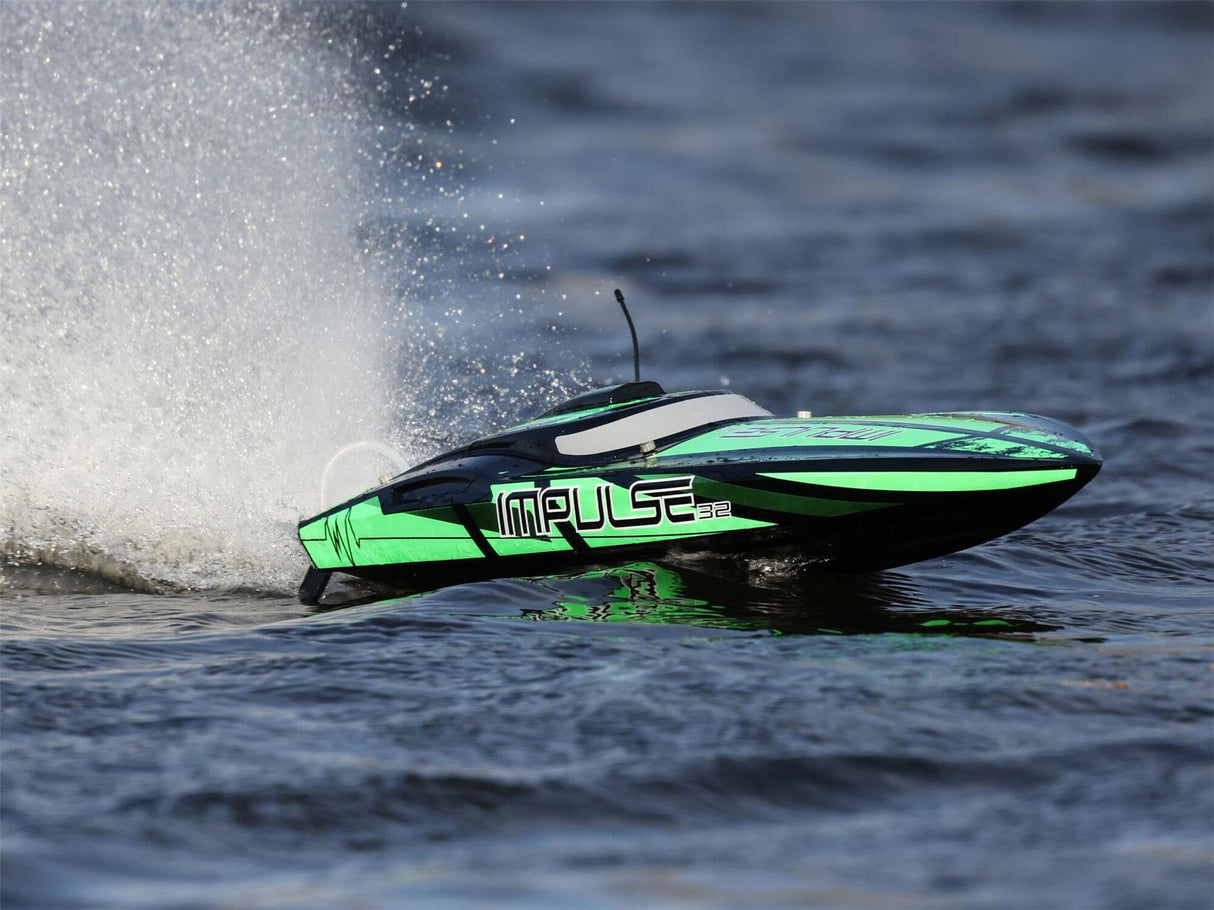 ProBoat Impulse 32 Brushless Deep-V RTR w/Smart, Black/Green