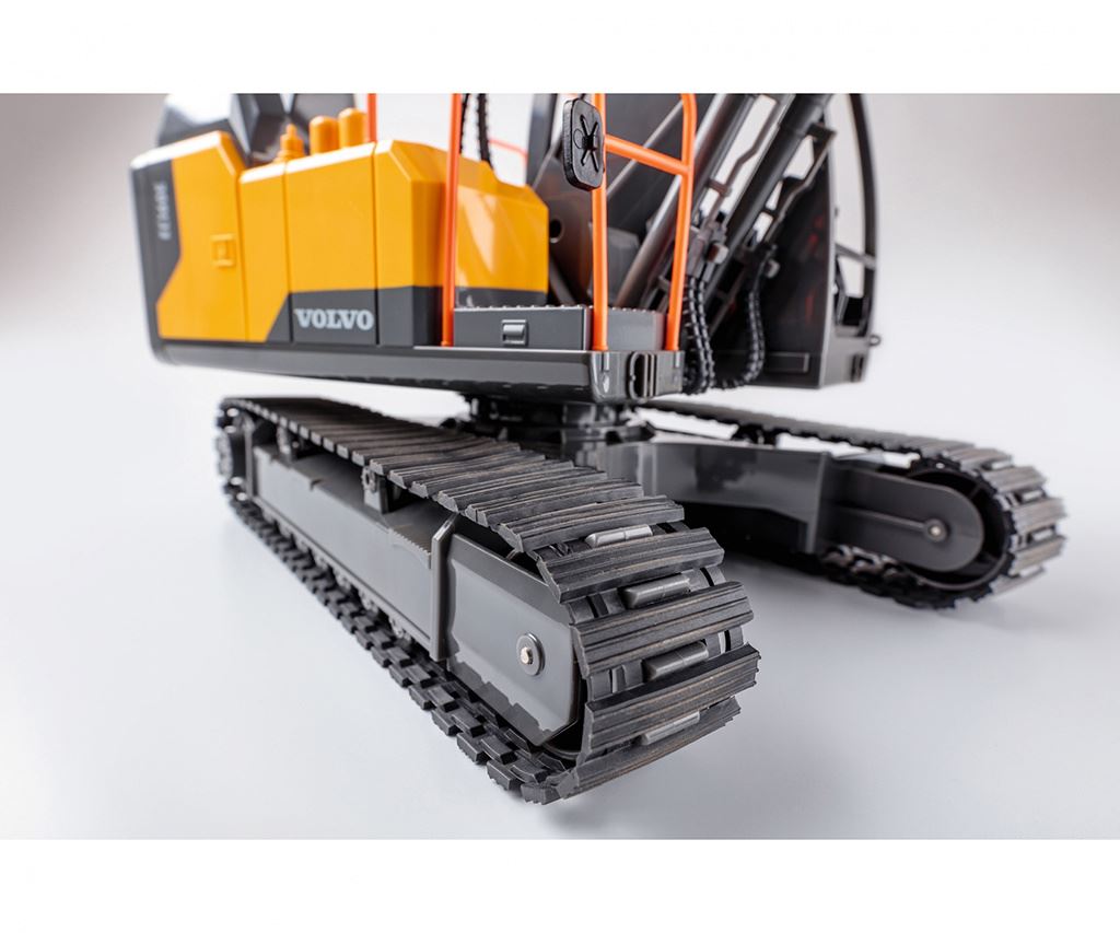 Carson 1:16 Excavator  Volvo 2,4 GHz 100% RTR