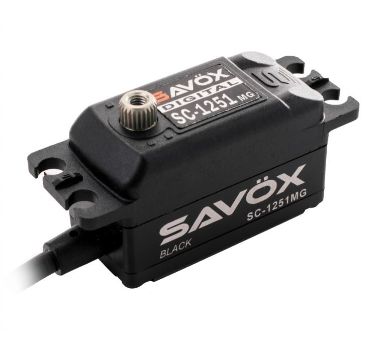 SAVOX DIGI LOW PROFILE SERVO 9.0KG@6V -BLACK EDITION - PLUS