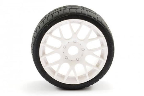 SWEEP 1/8TH EXP GT TREAD GLUED 45DEG TYRES W/BELT / EVO16 WHITE WHEELS / HIGH (PR)