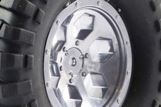 Ftx Outback Pre-Mounted 6Hex/Tyre (2) - Chrome