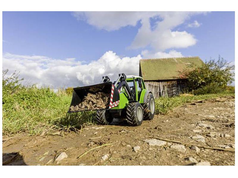 Carson 1:16 Tractor with Front Loader - Green