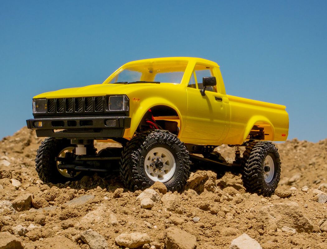 RC4WD 1/24 TRAIL FINDER 2 RTR W/ MOJAVE II HARD BODY SET (YE