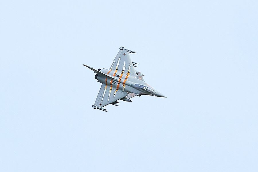 Fms 64Mm Edf Rafale Pnp With Reflex V3