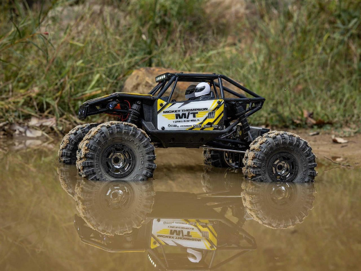 Axial 1/18 Utb18 Capra 4Ws 4Wd Trail Buggy Rtr With Bat/Chg Yellow